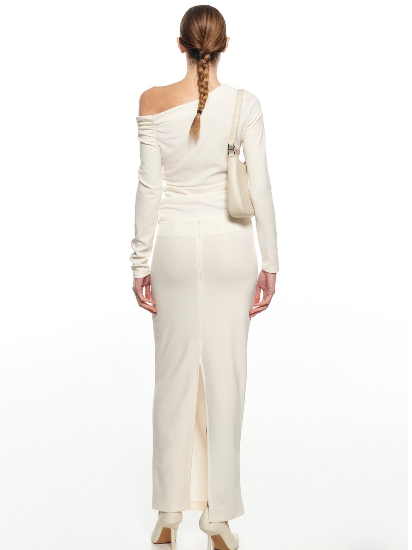 Top escote asimétrico