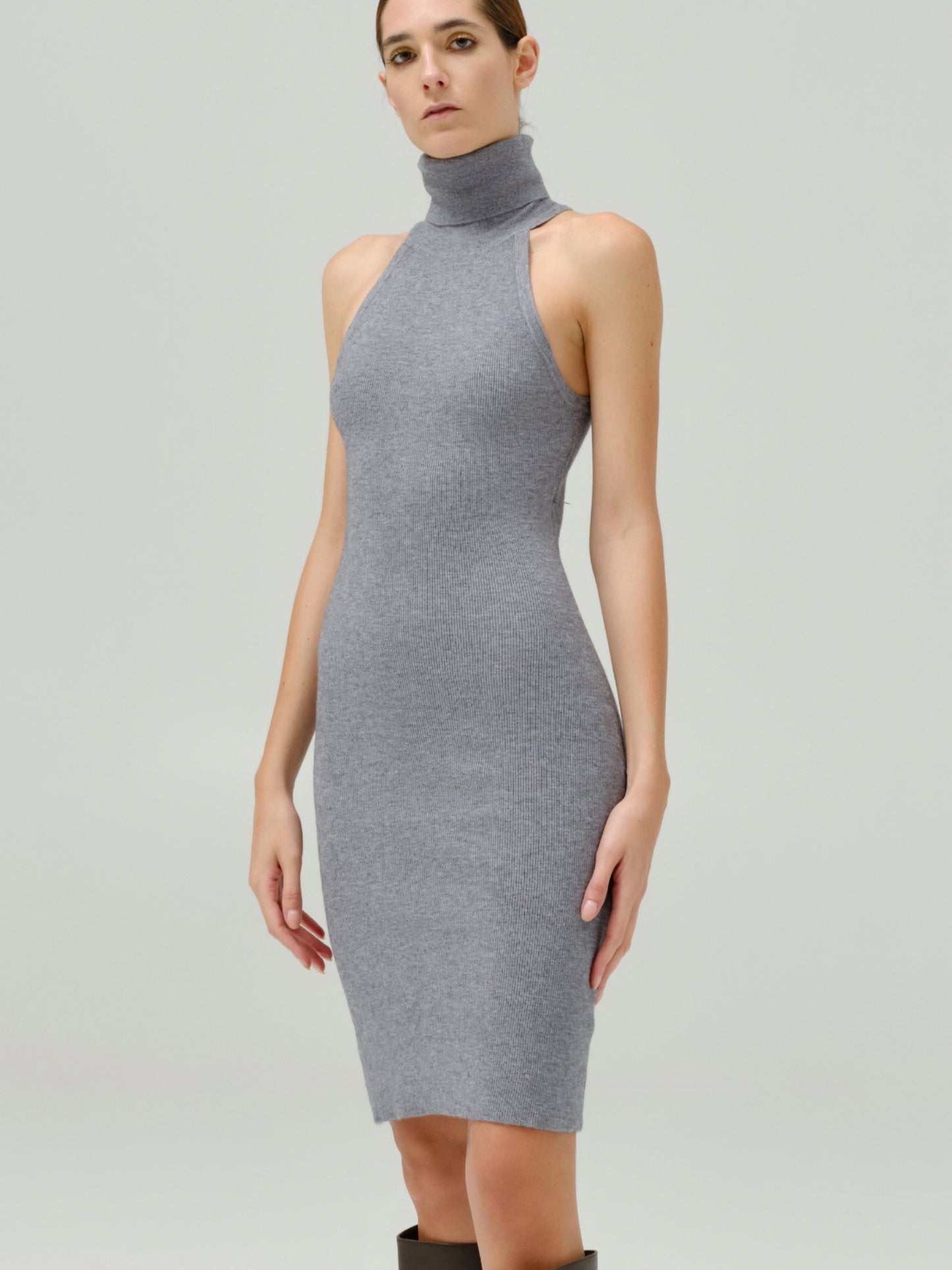 Vestido punto sin mangas