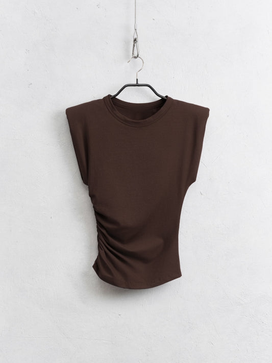 Top sin mangas hombreras