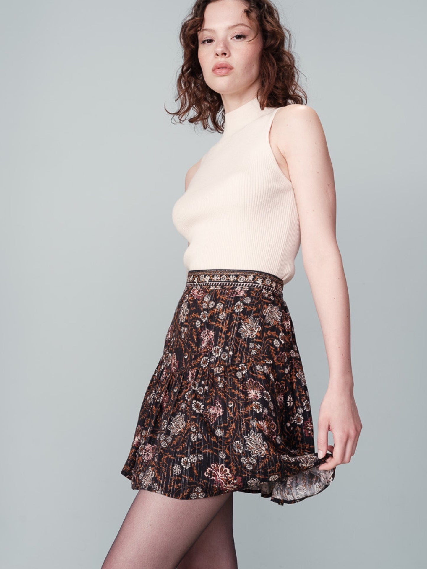 Falda Nougat