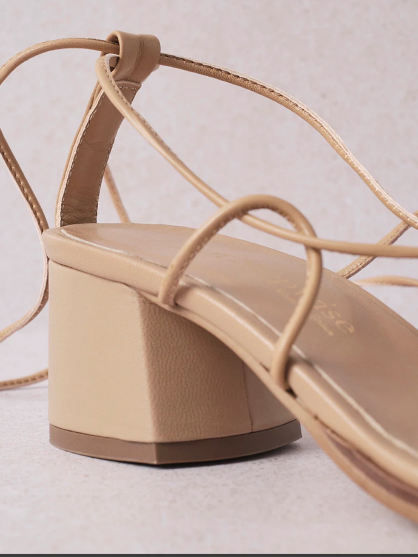 Sandalia Aquila Camel