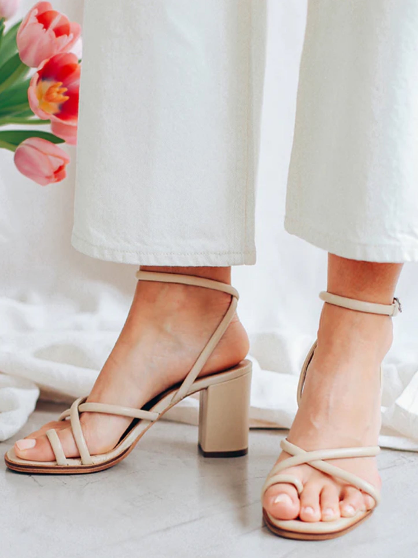 Sandalia Mara Tacon Beige