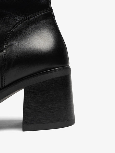 Bota Brigitte